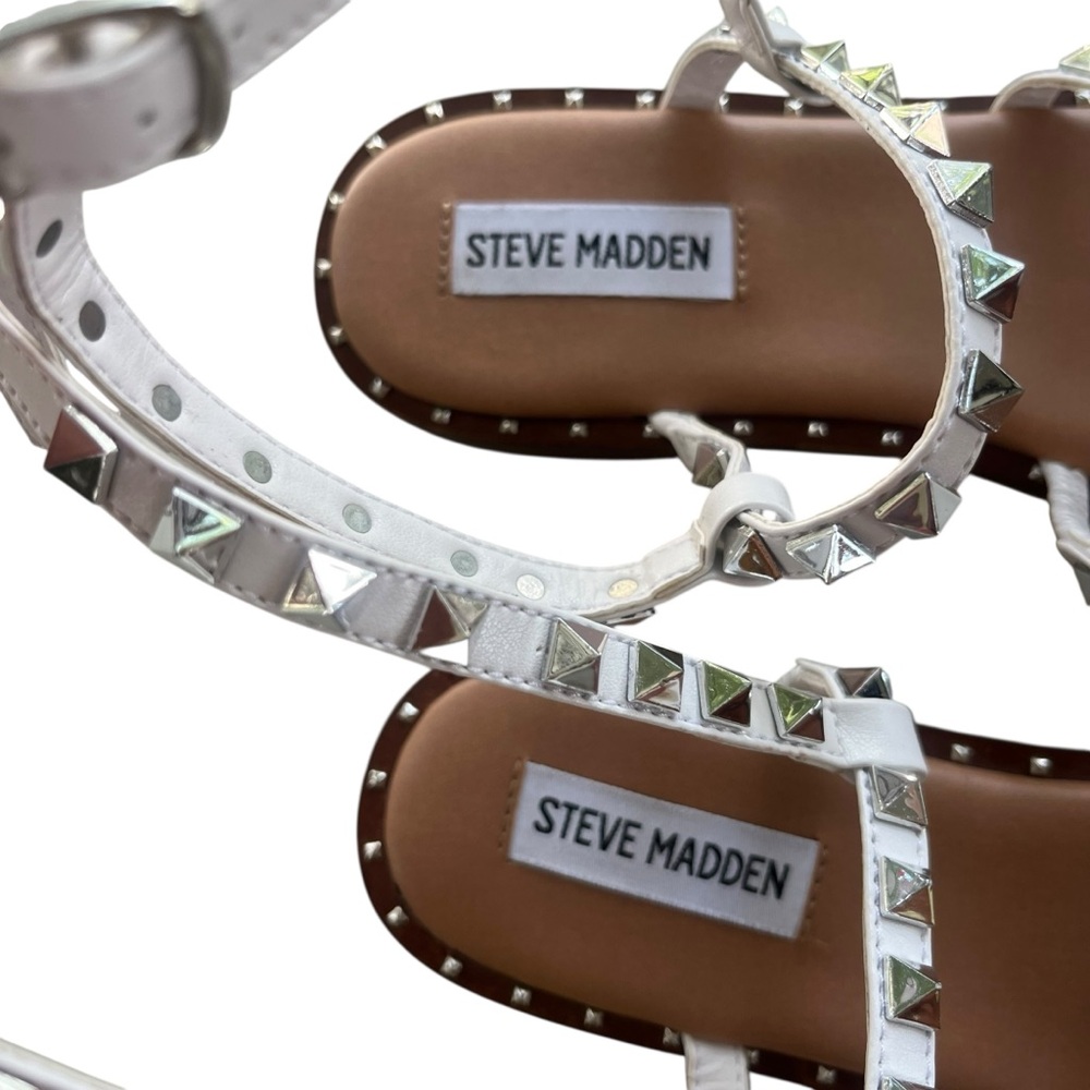 Steve Madden Women 9.5 White Silver Pyramid Studs Embellish Straps Travel Sandal - Picture 2 of 12